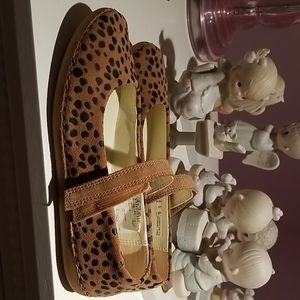 Clarks Mary Jane little girl flats